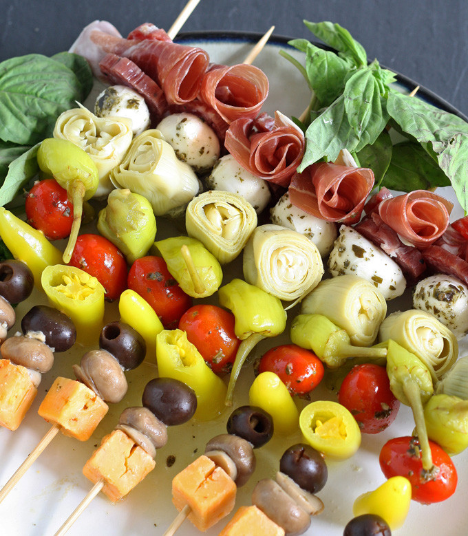 Italian Appetizers For Party
 17 Easy Italian Appetizers To Feed A Crowd