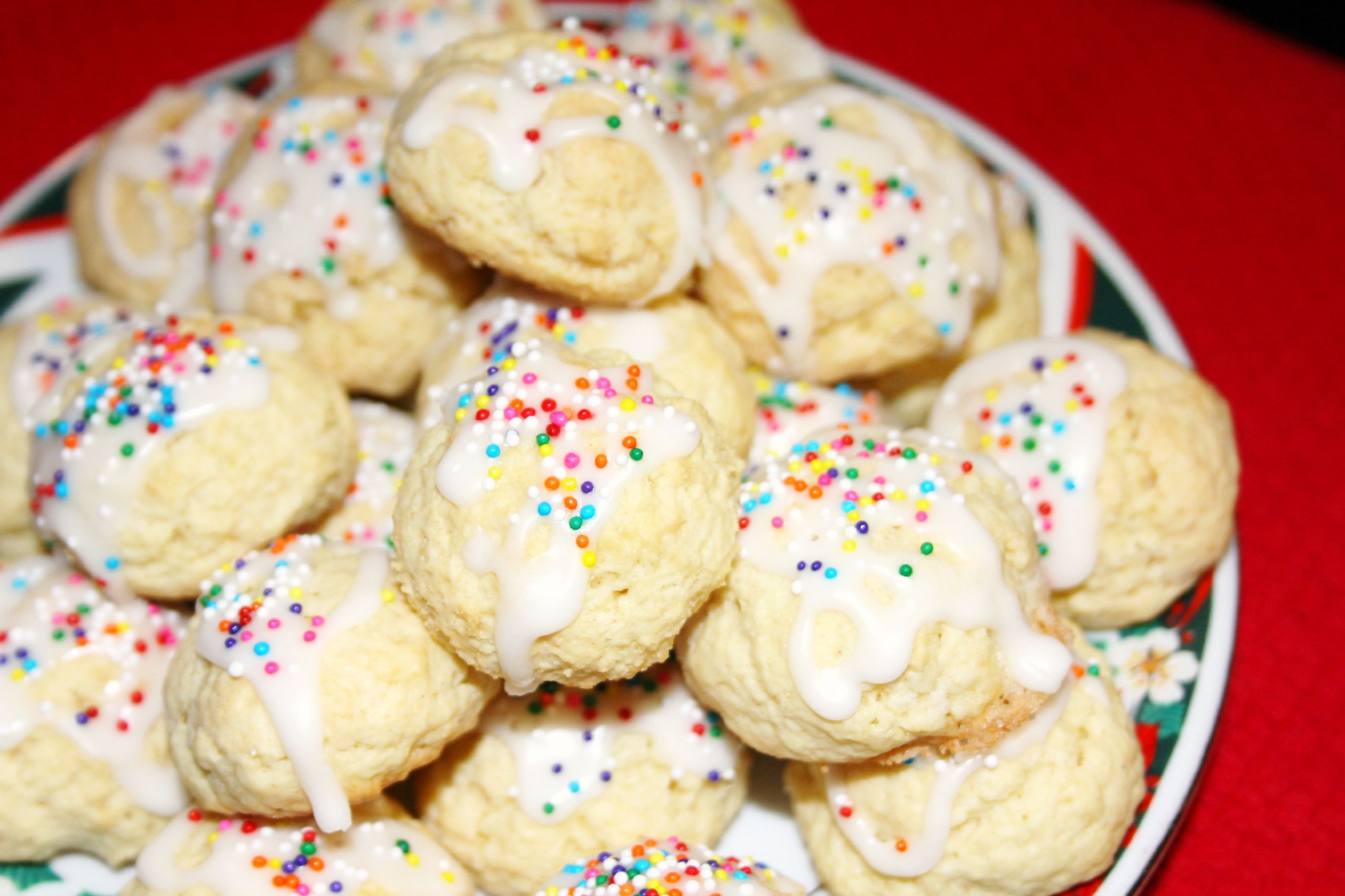 Italian Cookies Recipes
 Our Favorite Milk Cookie Pairings for Christmas