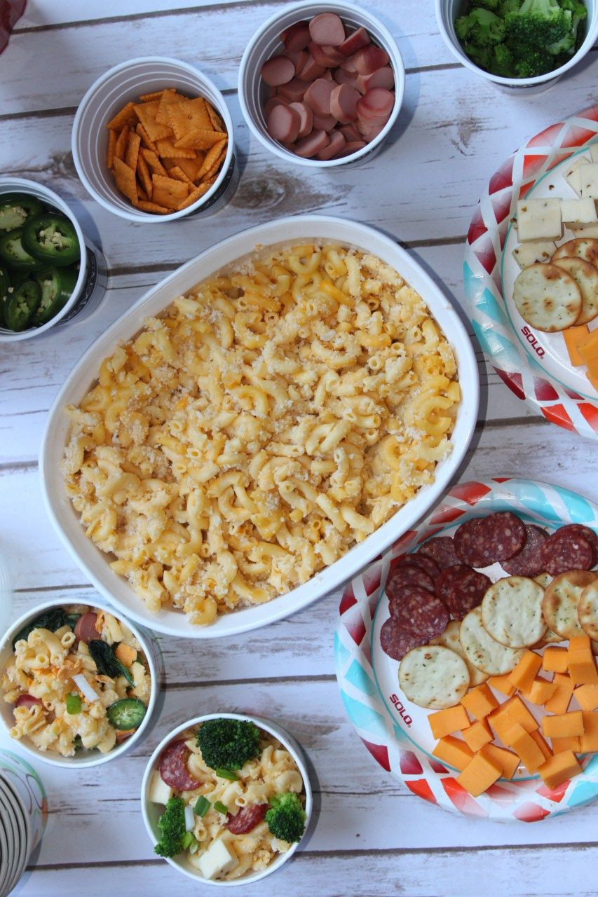 Kid Friendly Super Bowl Recipes
 Tips for throwing a kid friendly Super Bowl party