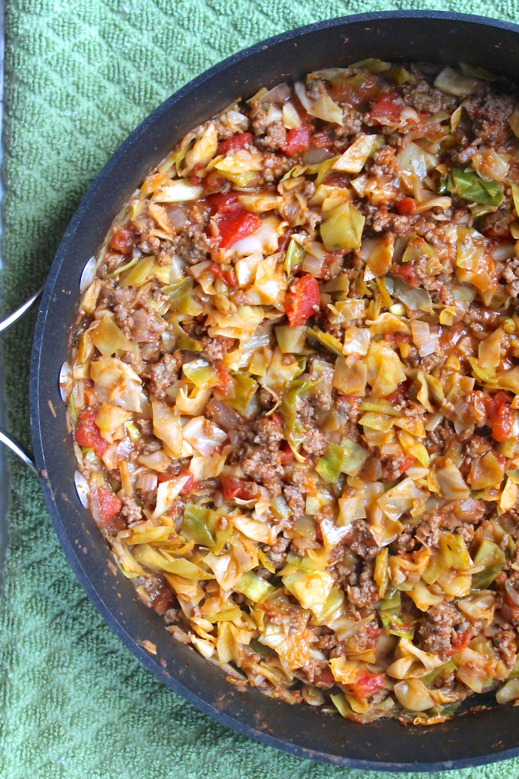 Low Carb Cabbage And Ground Beef Recipes
 Amish e Pan Ground Beef and Cabbage Skillet