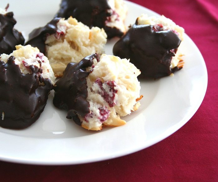 Low Carb Macaroons
 Low Carb Cranberry Almond Macaroons
