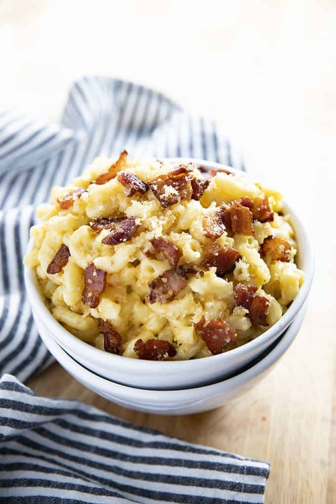 Mac And Cheese Recipes With Bacon
 Bacon Mac and Cheese The Salty Marshmallow
