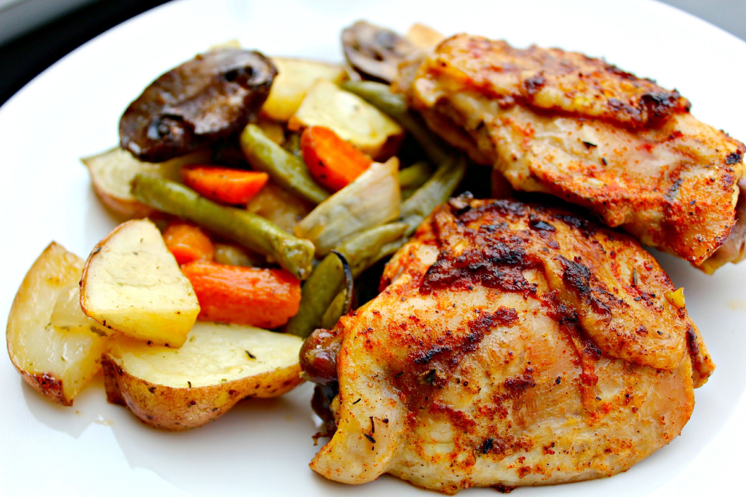 Oven Roasted Chicken And Veggies
 Oven Roasted Chicken and Ve ables The plete Savorist