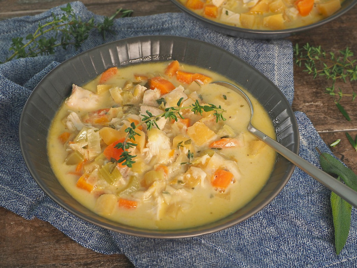 Paleo Chicken Vegetable Soup
 Creamy Chicken and Ve able Soup Paleo