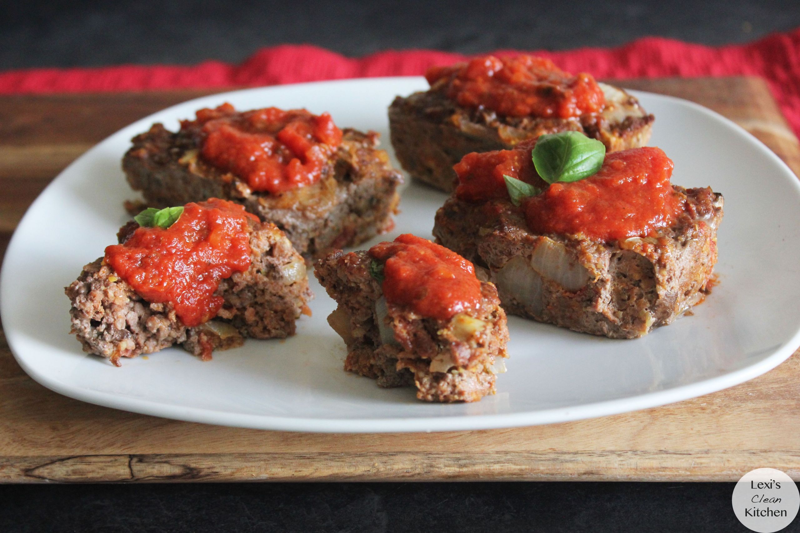 Paleo Mini Meatloaf
 Italian Style Paleo Mini Meatloaf Muffins Recipe