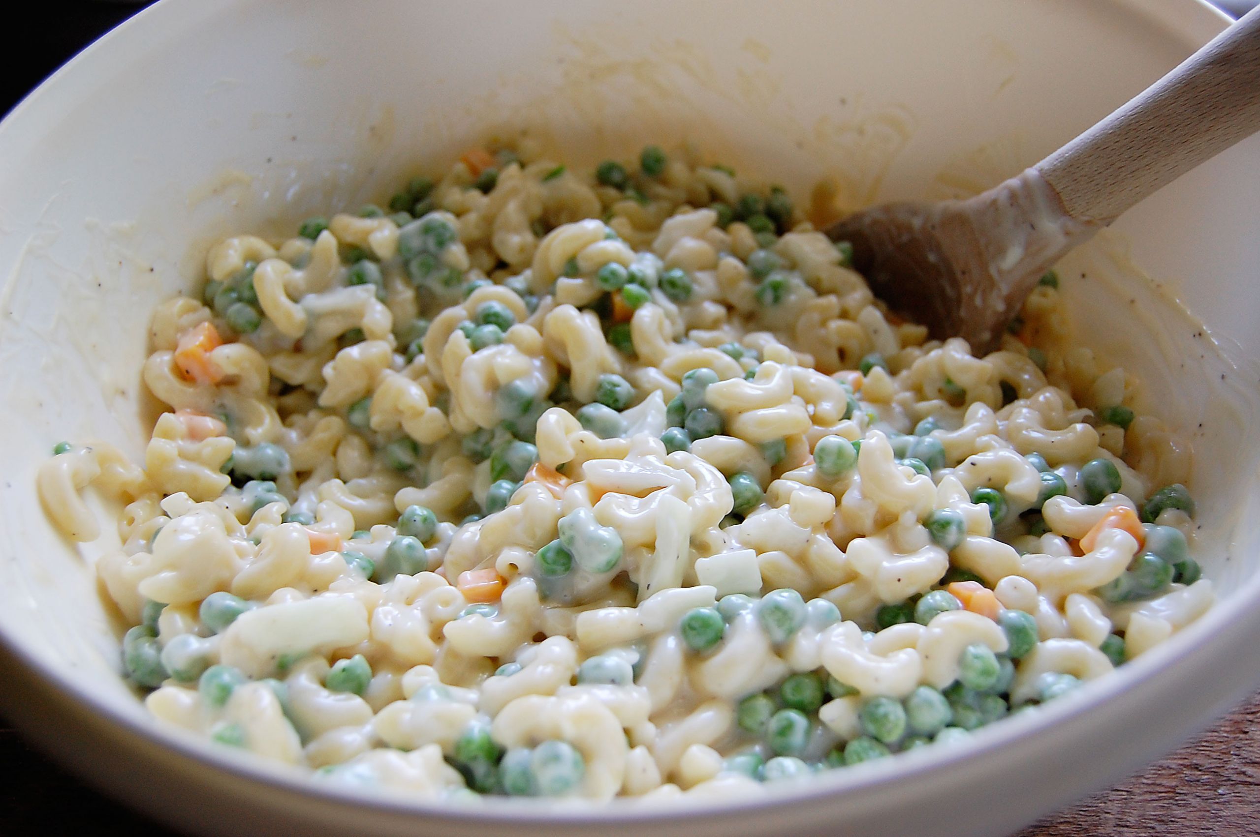 Pasta Salad With Peas
 Tangy Pea and Cheese Macaroni Salad – Cooking Up Cottage