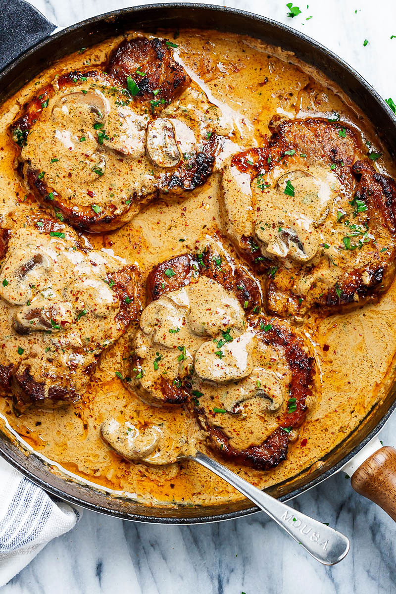 Pork Chop Dinner Recipes
 Garlic Pork Chops Recipe in Creamy Mushroom Sauce – How to