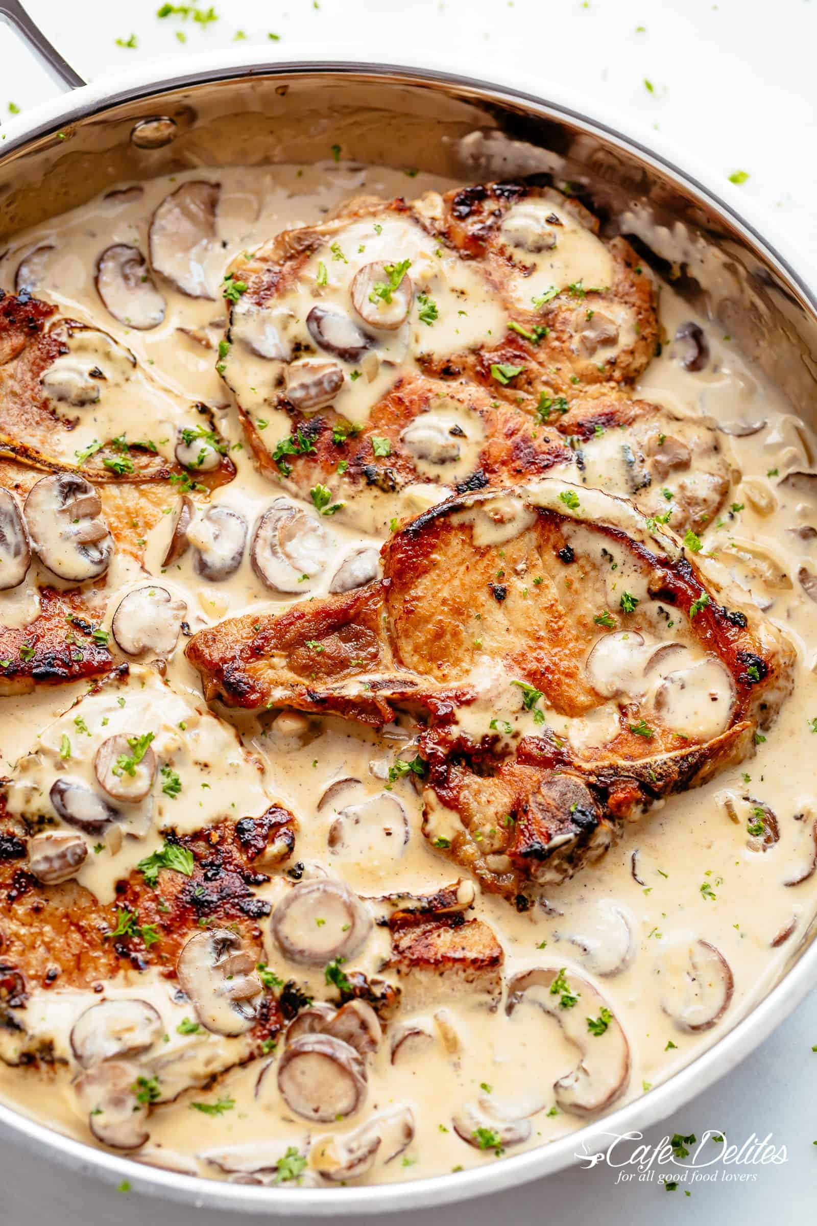 smothered pork chops with cream of mushroom soup