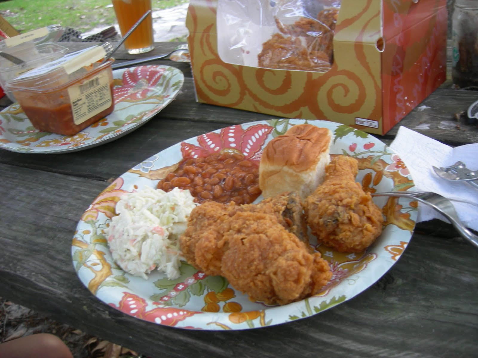 Publix Fried Chicken
 Long Distance Dining Monday his Fried Chicken dinner