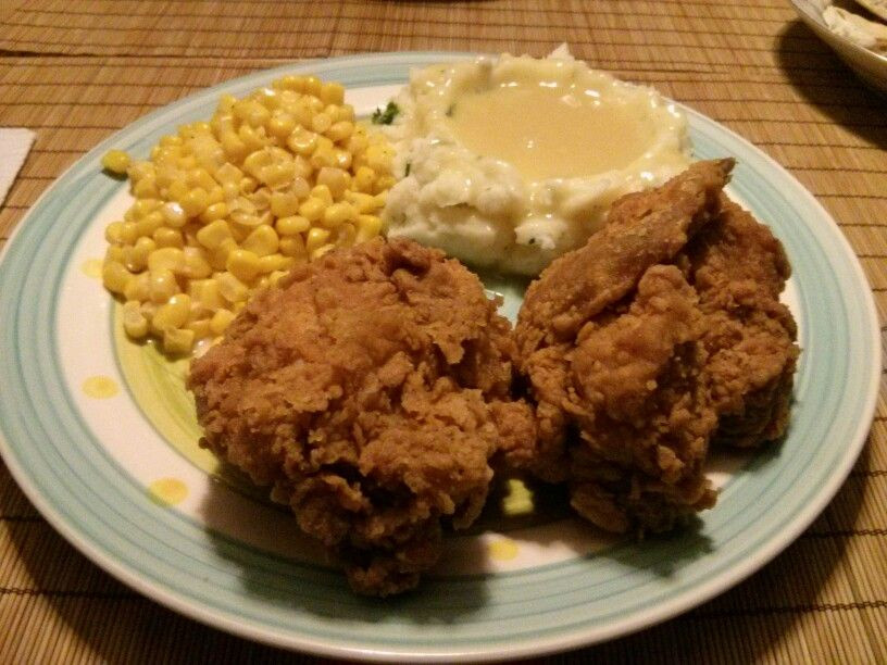 Publix Fried Chicken
 Staple food Publix Fried Chicken w Mashed Potatoes