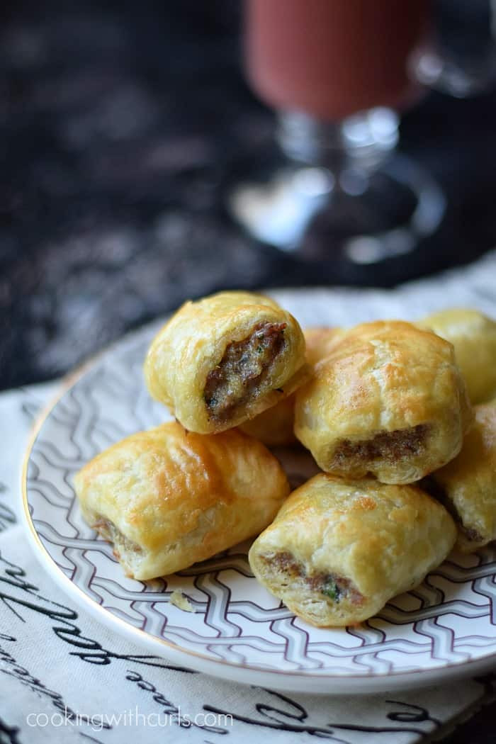 Puff Pastry Appetizers Recipe
 Puff Pastry Sausage Rolls Cooking With Curls