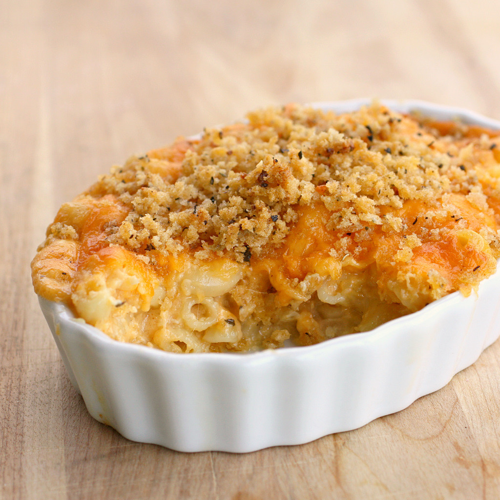 Recipe For Homemade Baked Macaroni And Cheese
 Baked Macaroni and Cheese The Girl Who Ate Everything