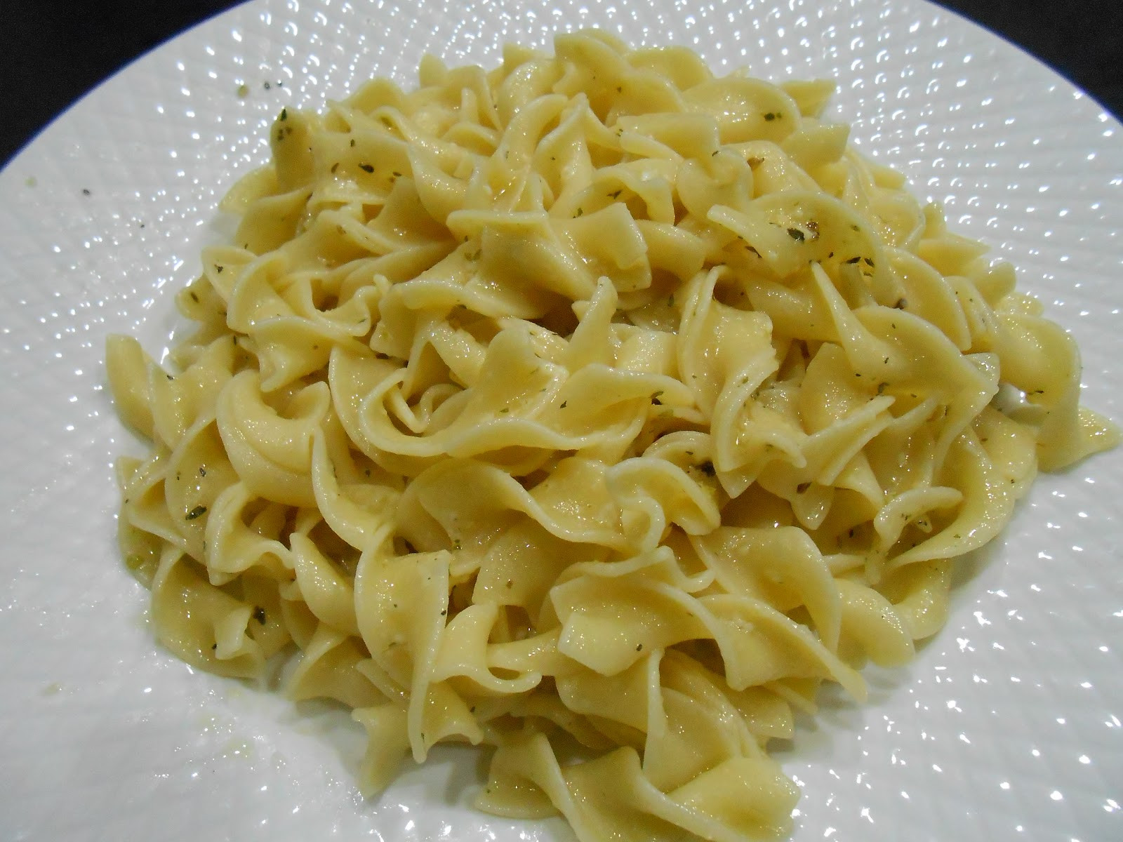 Recipes With Egg Noodles
 Curts Delectable Creations 5 Min Garlic Buttered Parmesan
