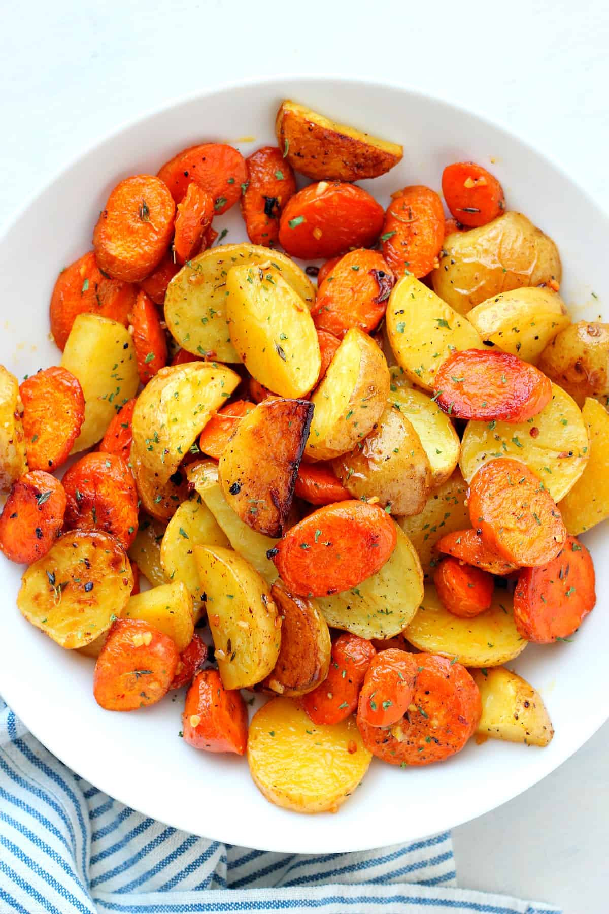 Roasted Baby Potatoes And Carrots
 Roasted Potatoes and Carrots Crunchy Creamy Sweet