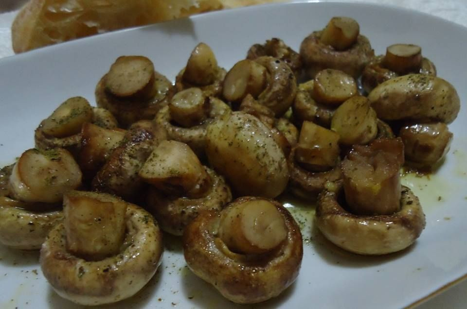 Roasted Mushroom Caps
 Roasted Garlic Mushrooms RecipesFox