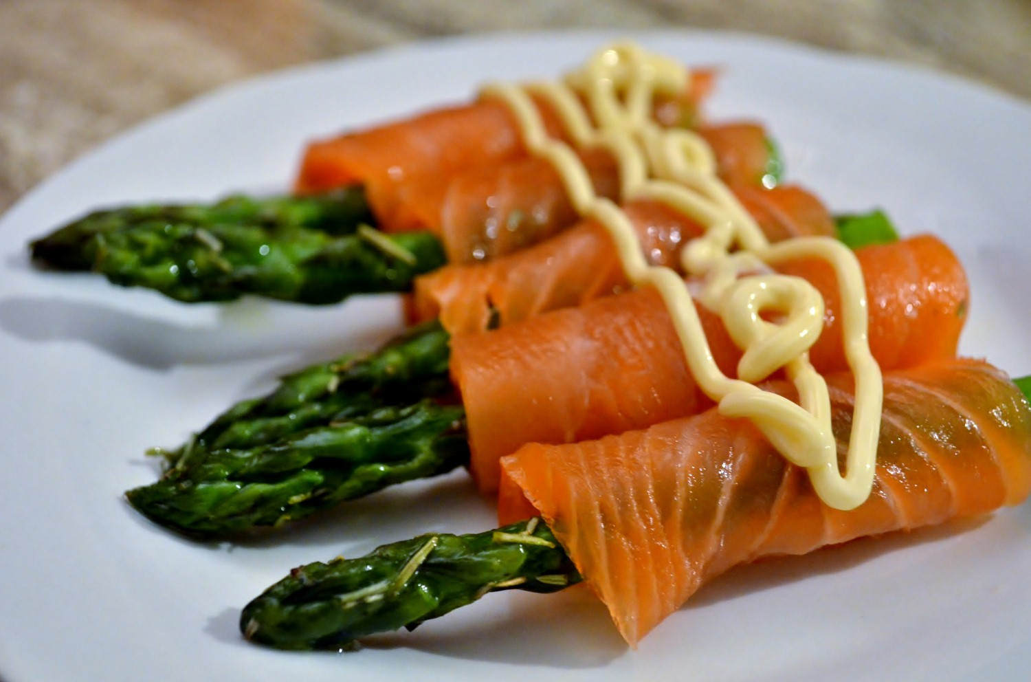 Salmon Smoked Recipes
 Smoked salmon asparagus wrap