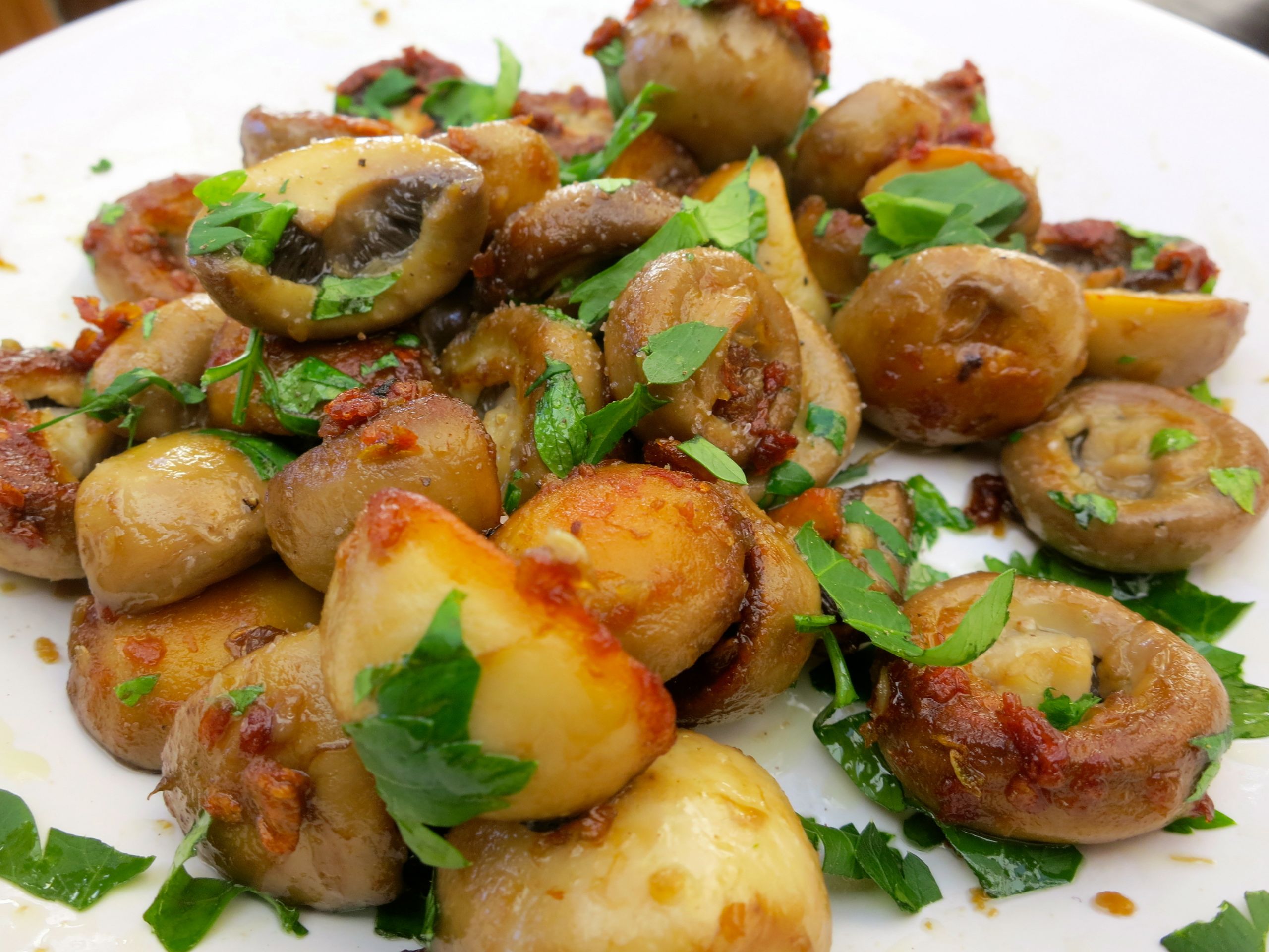Sauteed Mushroom Appetizers
 Recipe Sautéed Garlic Mushrooms