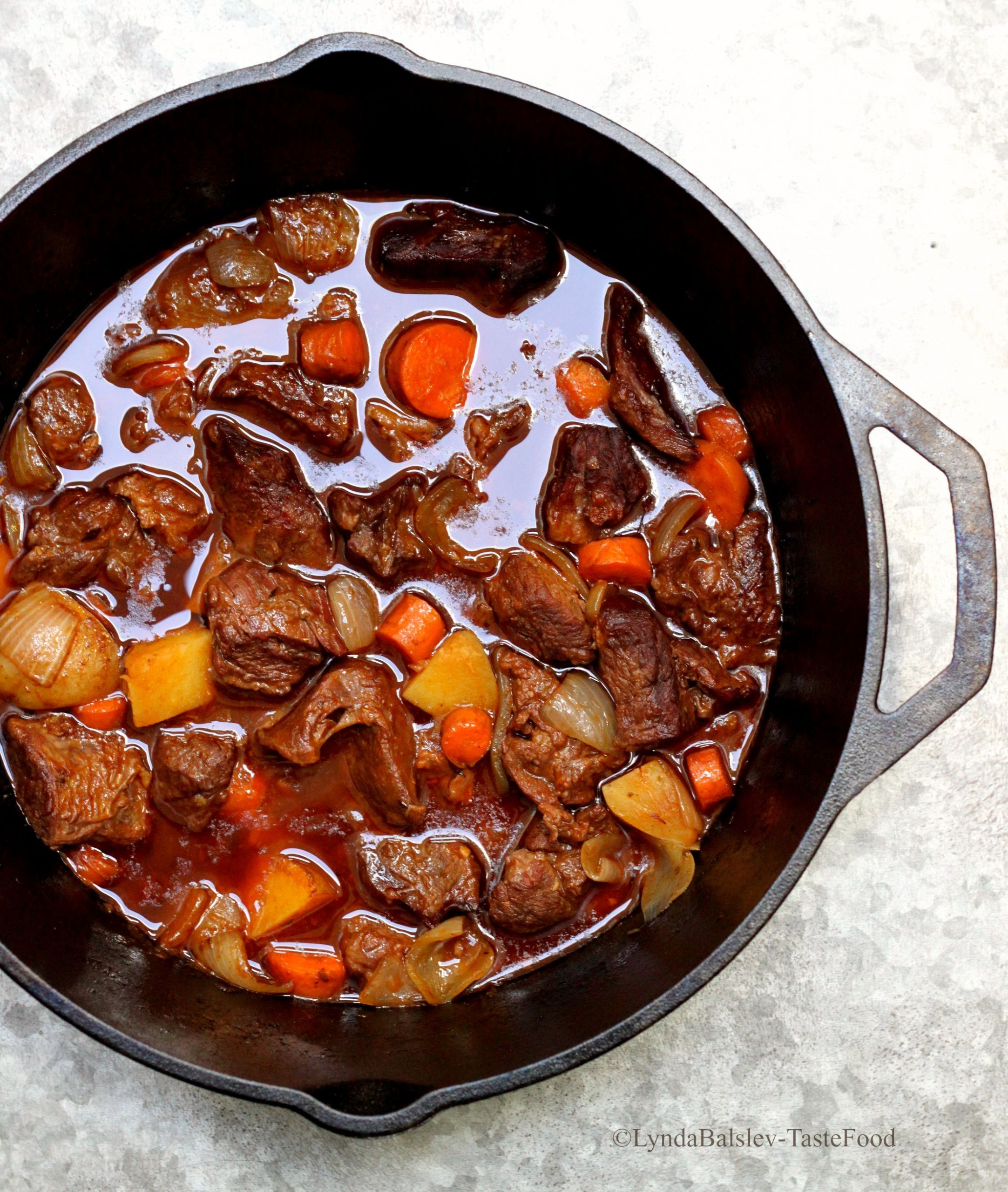 Simple Beef Stew
 Simple Beef Stew Recipe – TasteFood