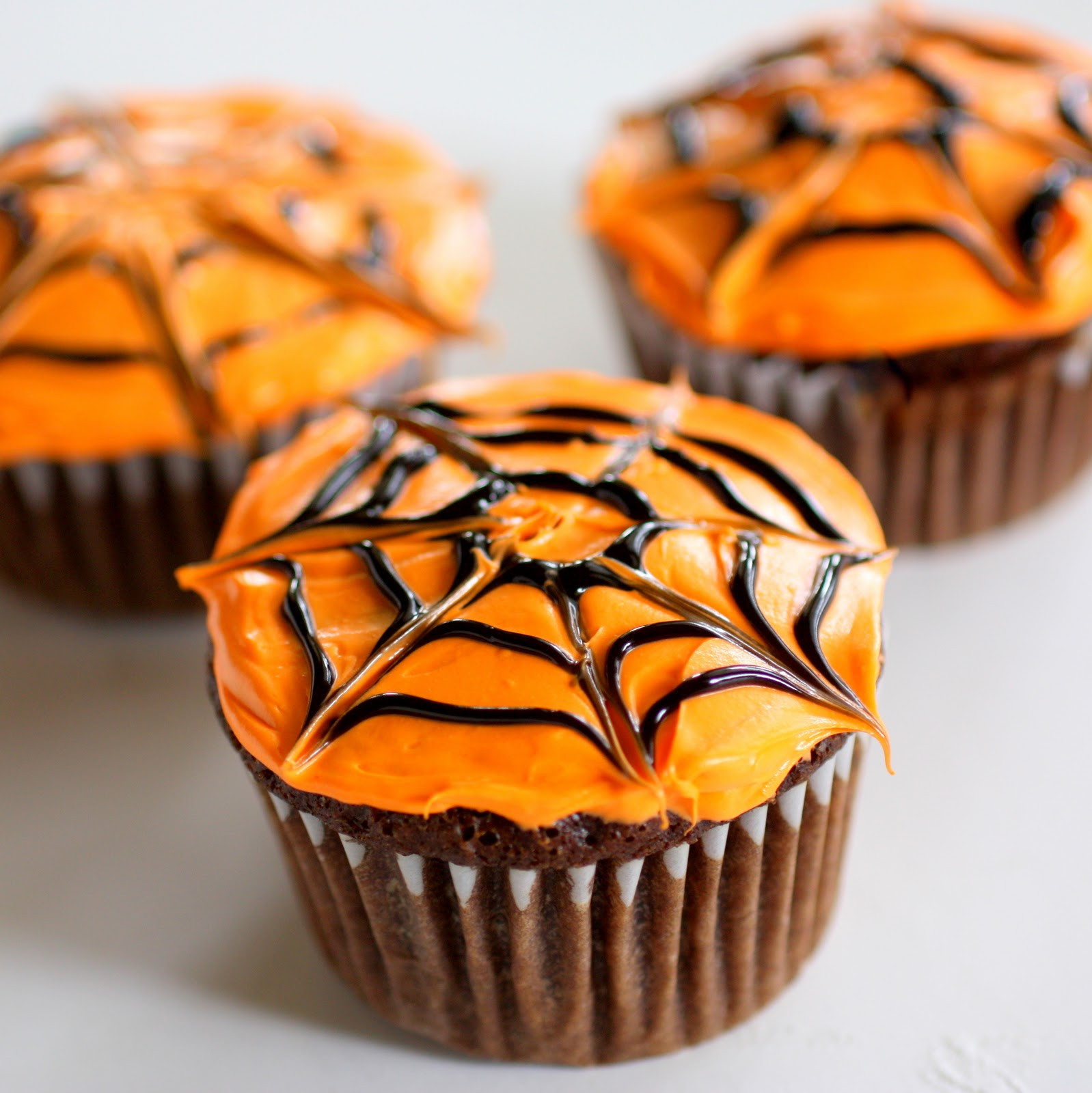 Simple Halloween Cupcakes
 11 Halloween Cupcake Ideas That Will Actually Scare Everyone