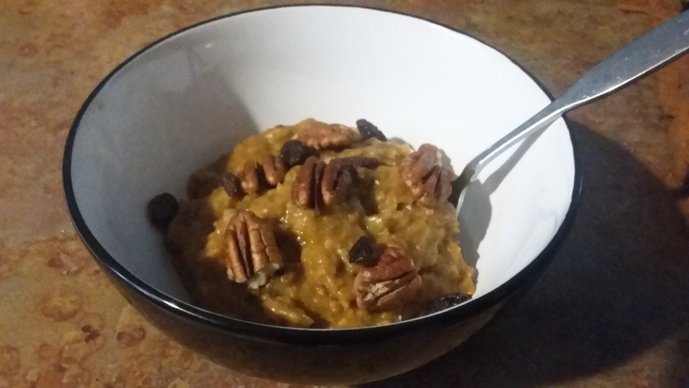 Slow Cooker Oatmeal Rolled Oats
 Overnight pumpkin oatmeal in the slow cooker with old