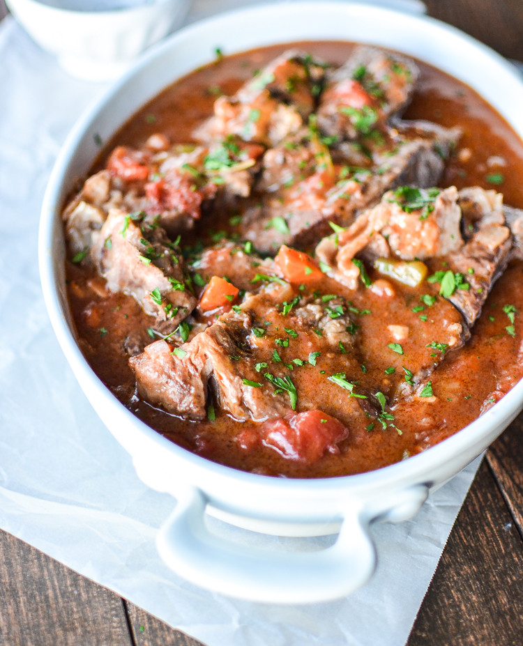 Slow Cooker Pot Roast With Gravy
 Slow Cooker Pot Roast with Tomato Based Gravy