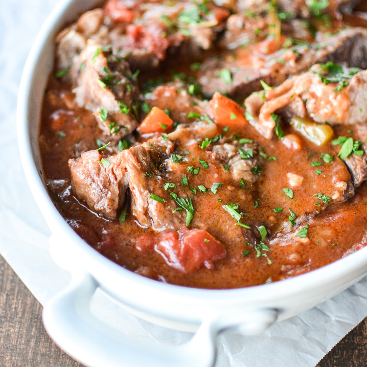 Slow Cooker Pot Roast With Gravy
 Slow Cooker Pot Roast with Tomato Based Gravy