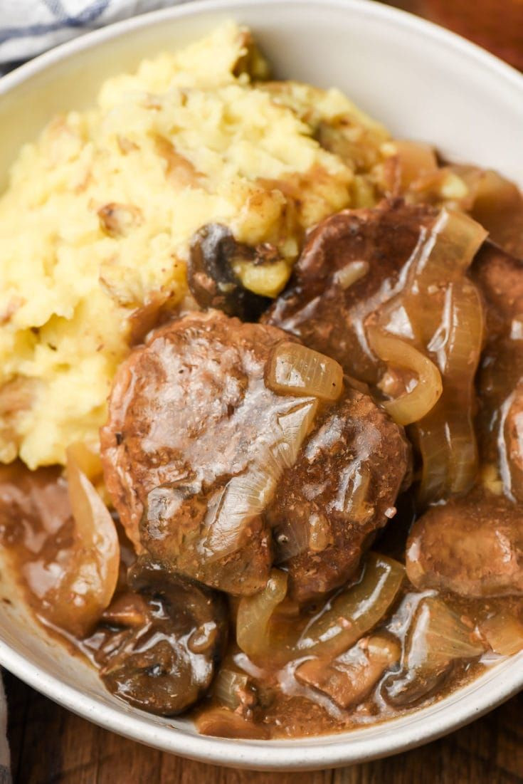 Slow Cooker Round Steak And Gravy
 This Slow Cooker Round Steak uses the power of the crock