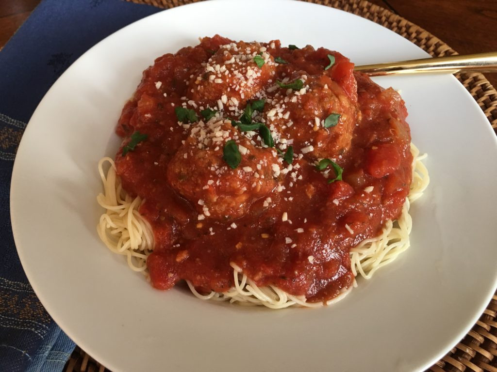 Slow Cooker Spaghetti Sauce With Meatballs
 Slow Cooker Spaghetti Sauce and Meatballs Mel and Boys