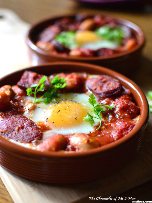 Spain Breakfast Recipes
 A Lazy Sunday Breakfast Recipe Spanish Baked Eggs