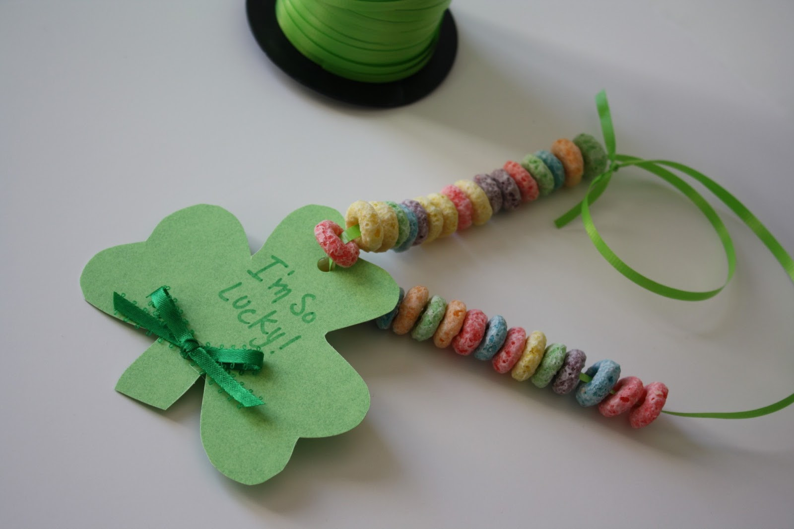 St Patrick Day Art And Crafts For Preschoolers
 Quick Shamrock Toddler Craft