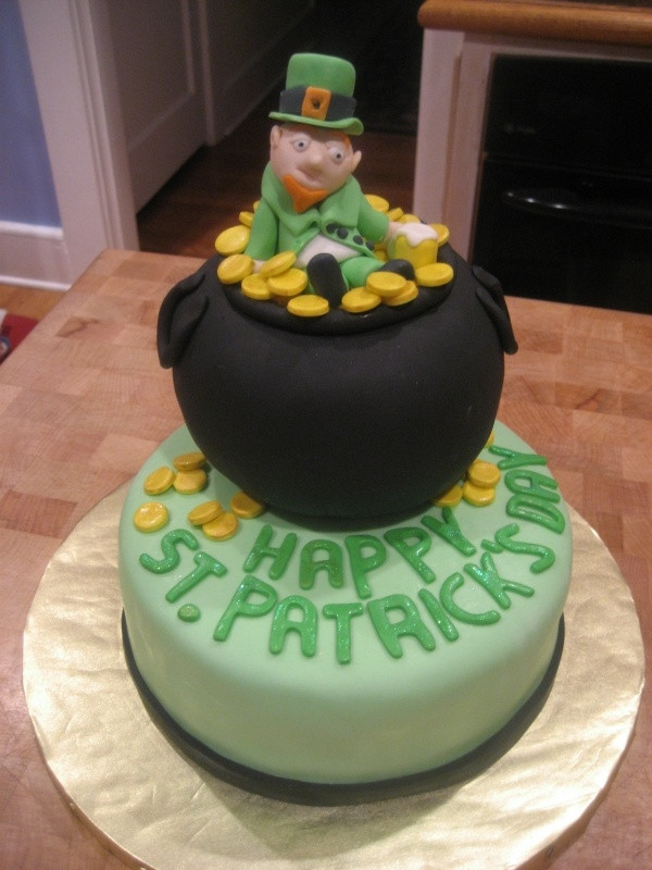 St Patrick's Day Cake Ideas
 142 best images about event St Patrick s Day on