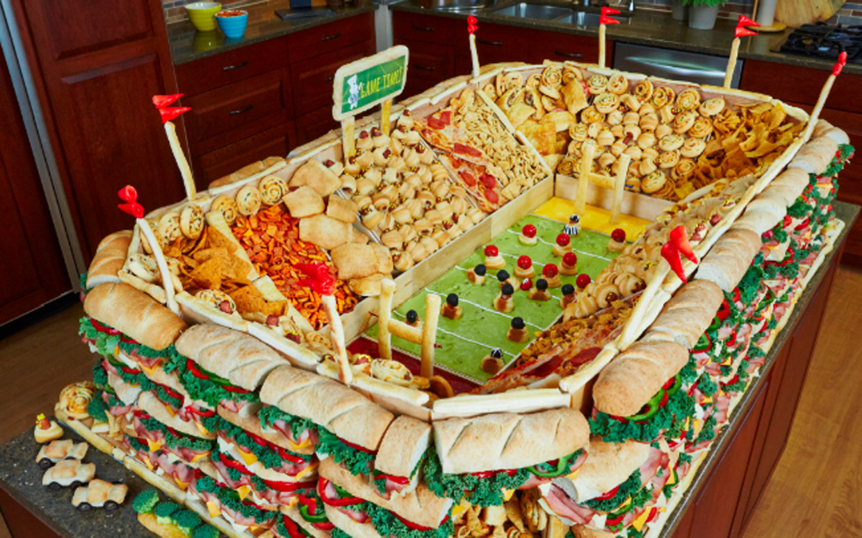 Superbowl Dinner Ideas
 6 Tips for Throwing a Super Bowl Party on a Bud 4 Recipes