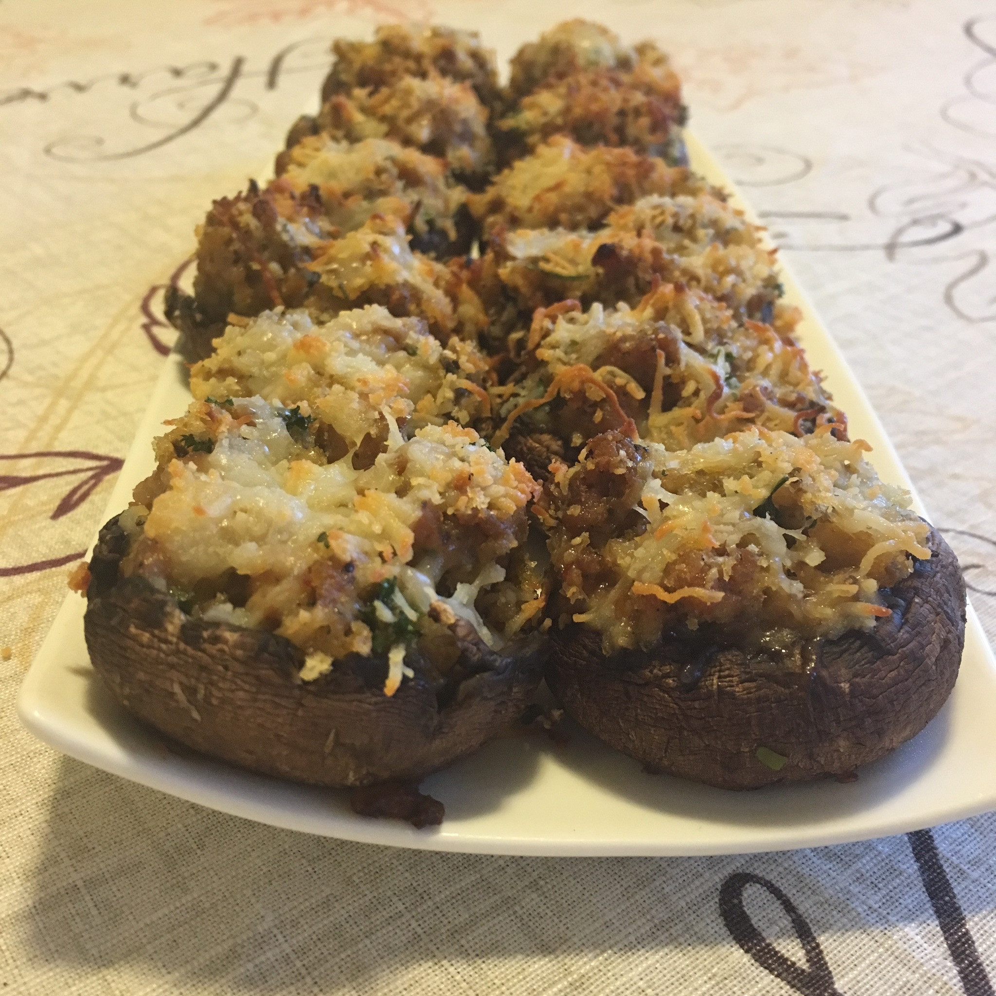 Thanksgiving Stuffed Mushrooms
 A Simple Thanksgiving Appetizer That Can You Can Make