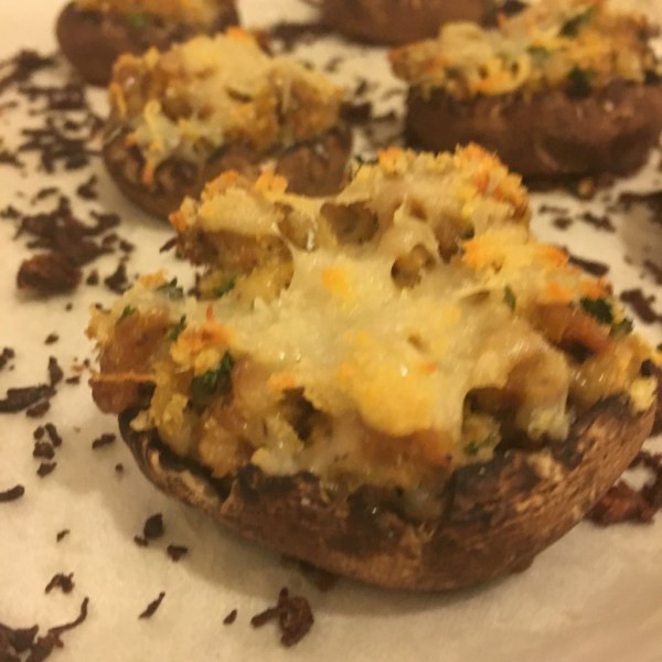 Thanksgiving Stuffed Mushrooms
 A Simple Thanksgiving Appetizer That Can You Can Make