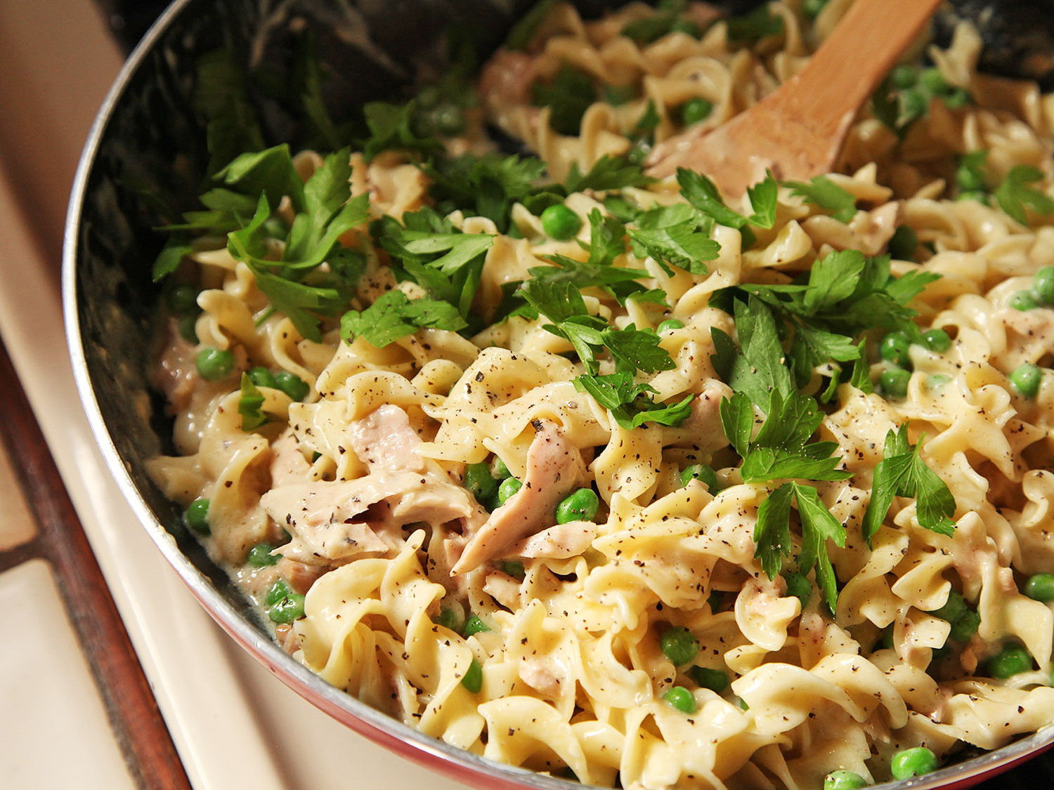 Tuna Fish And Noodles
 How to Make Lighter Tuna Noodle Casserole With Just e