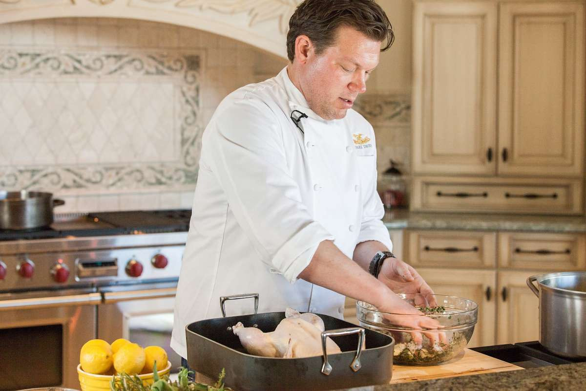 Tyler Florence Fried Chicken
 Tyler Florence – ficial Multimedia