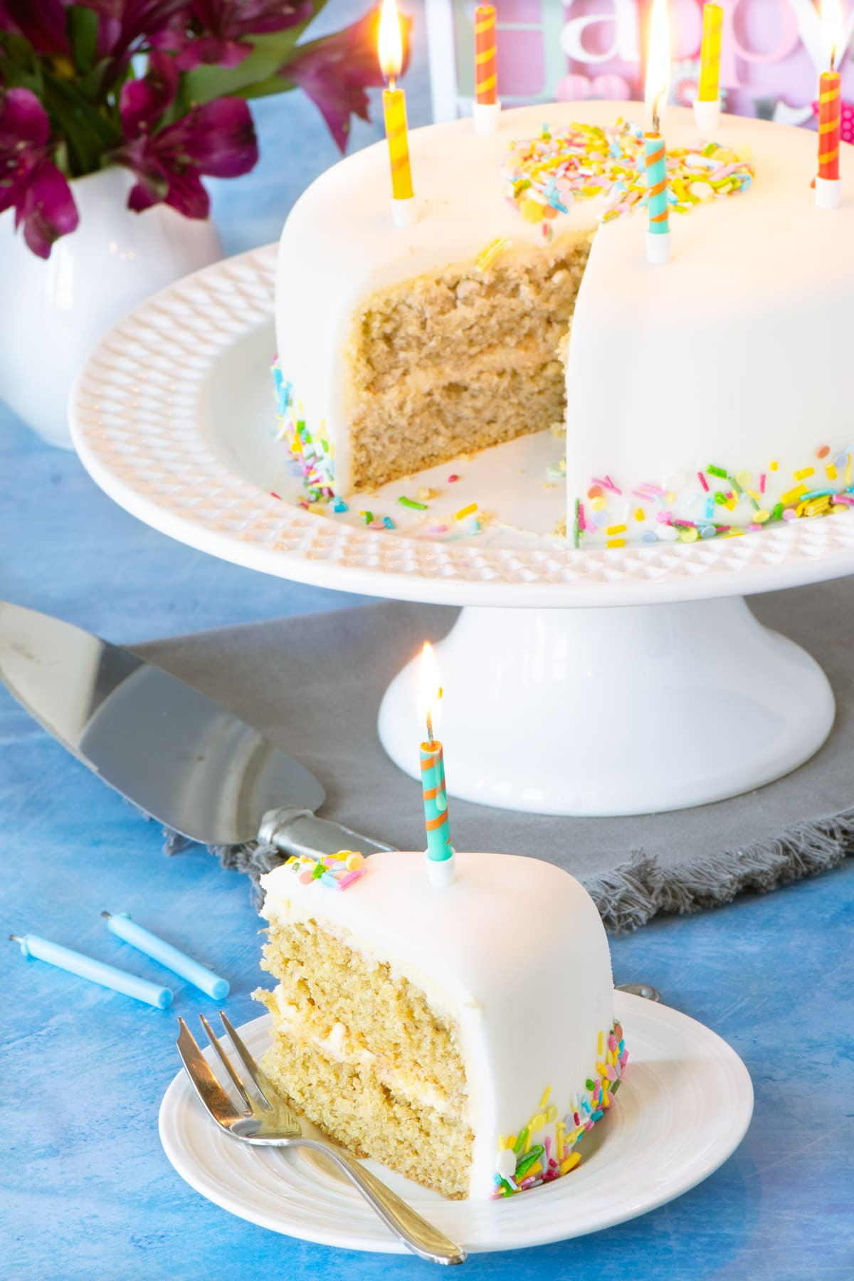 Vegan Birthday Cakes Recipes
 Vegan Birthday Cake Vegan Vanilla Sponge Cake