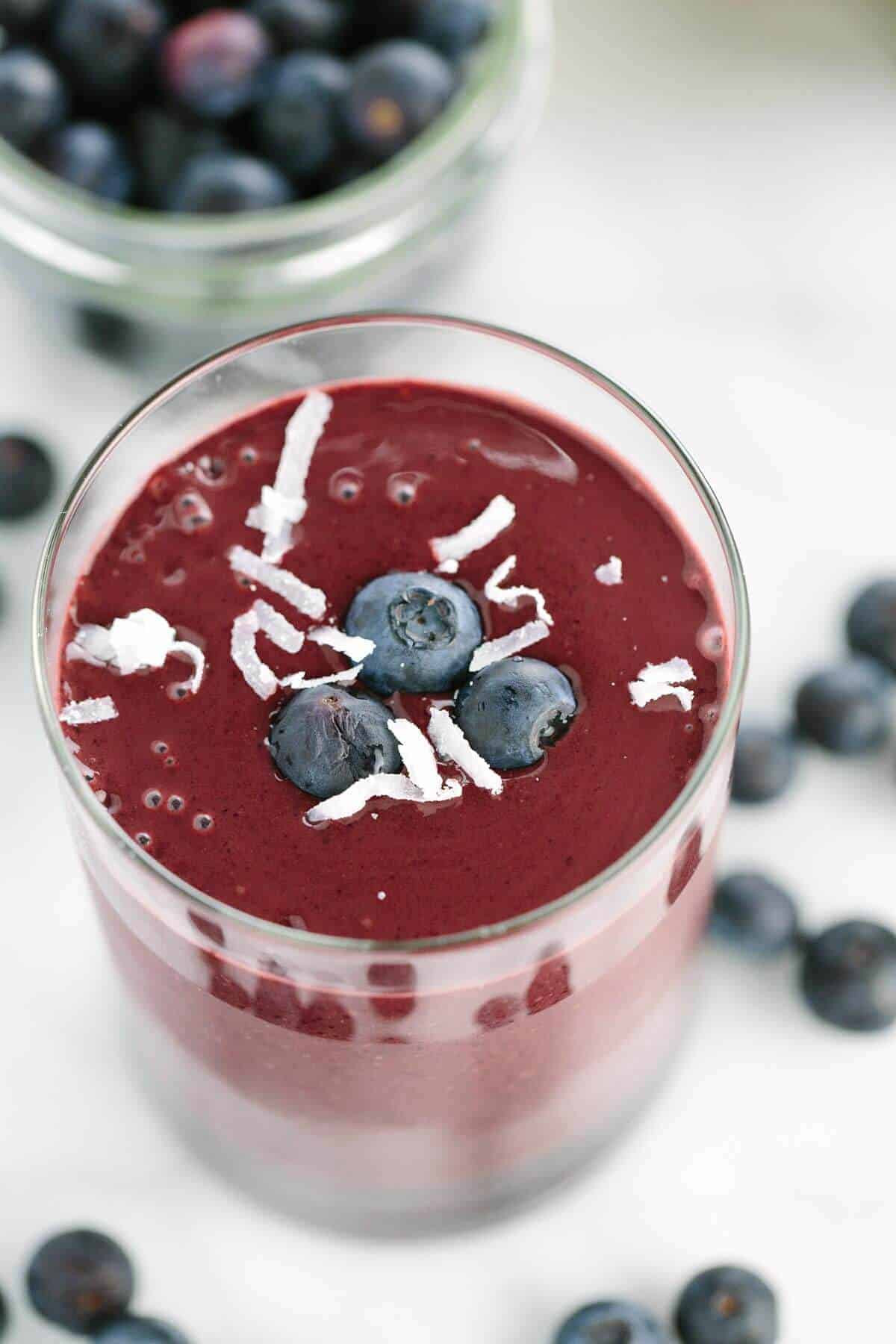 Yogurt Fruit Smoothies Recipes
 5 Minute Healthy Blueberry Yogurt Smoothie Recipe