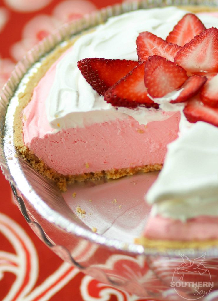 Easy Strawberry Desserts Cool Whip
 