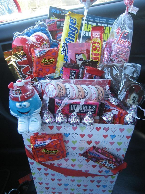 Candy Baskets For Valentines Day
 Candy basket for Valentines Day Use skewers to hold candy