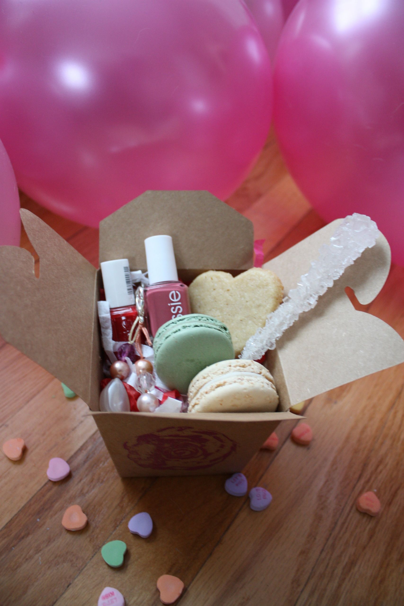 Cute Valentine Gift Ideas For Her
 Valentine Gift Boxes for Her