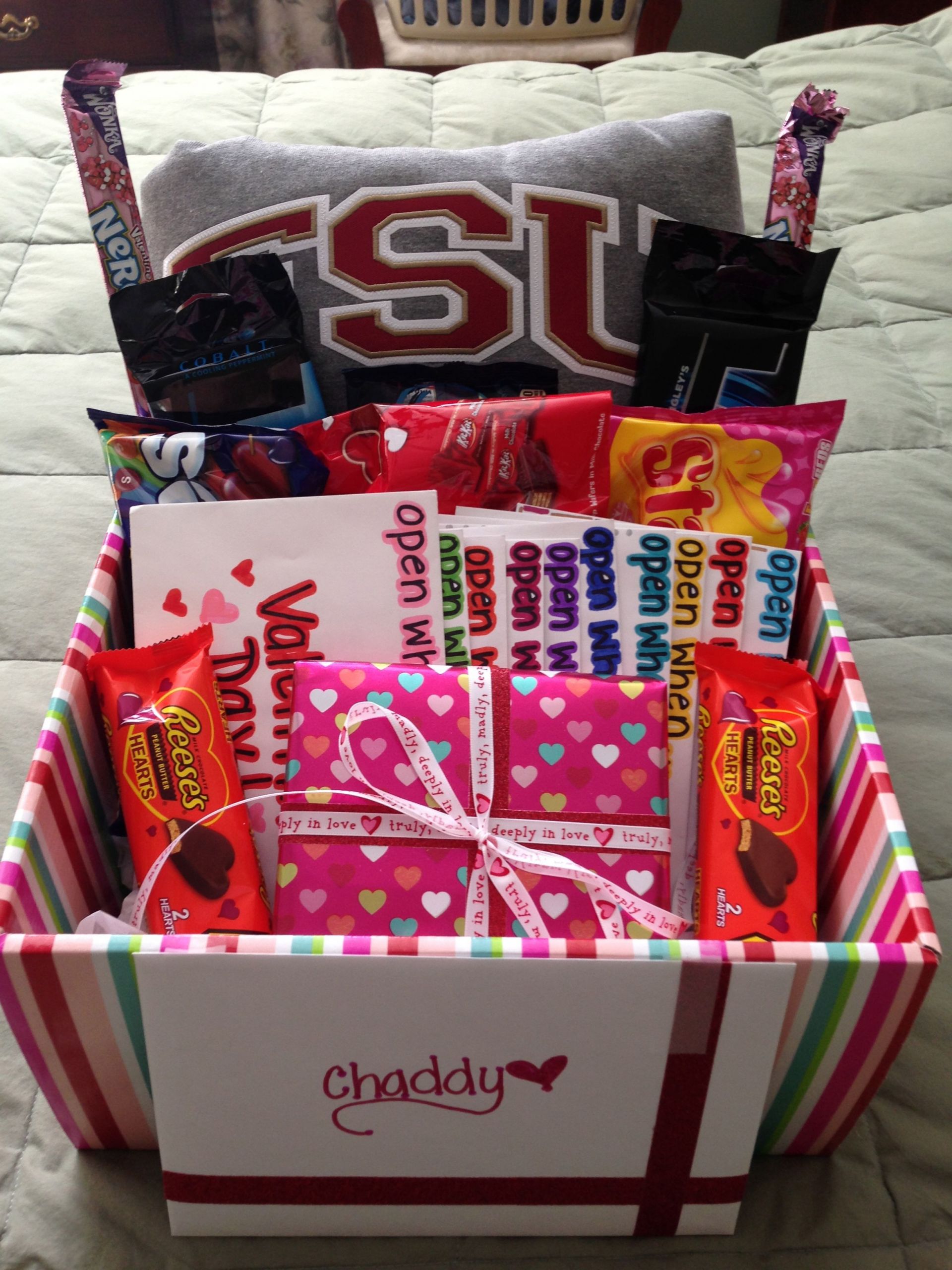 Gift Ideas Valentines Boyfriend
 valentines day t for him valentines day t basket