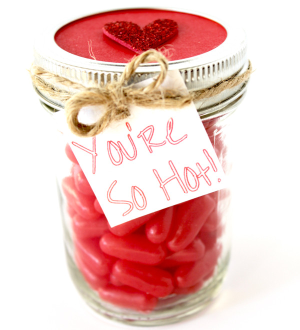 Romantic Valentines Day Gift
 75 Valentine s Day Gifts for Him Creative & Romantic