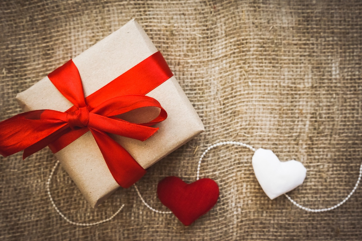 Top Valentines Day Gift
 The Best Valentine s Day Hemp Gifts Our CBD Valentine s