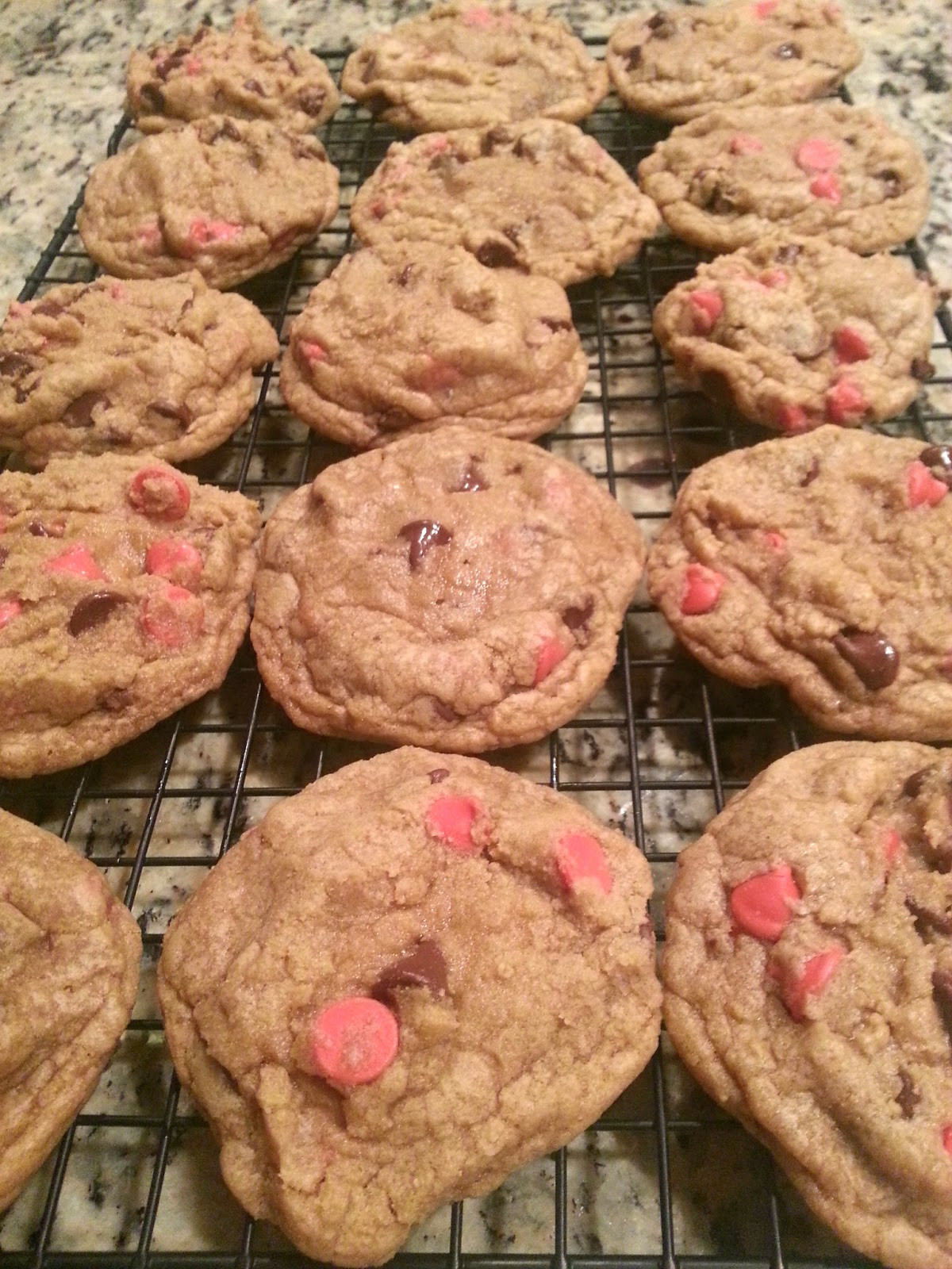 Valentine Chocolate Chip Cookies
 katiemakes valentines chocolate chip cookies