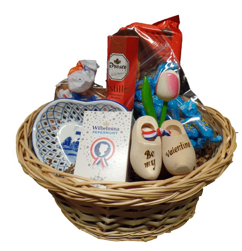 Valentine Day Food Gifts
 Valentine s Day Sweetheart Basket Dutch Food Gift Baskets