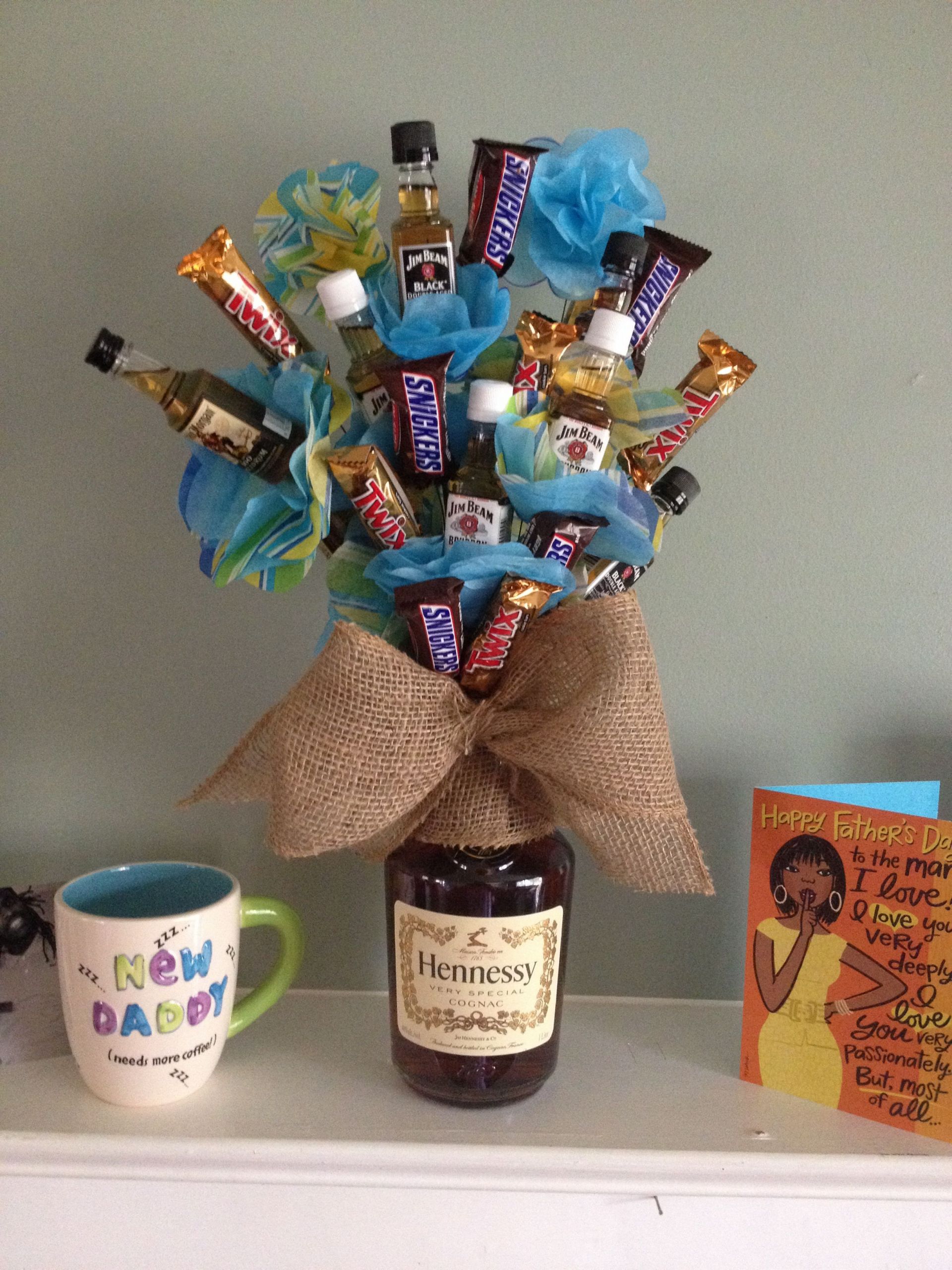 Valentine Gift Ideas For Daddy
 Man Flowers Father s Day Hennessey candy t DIY