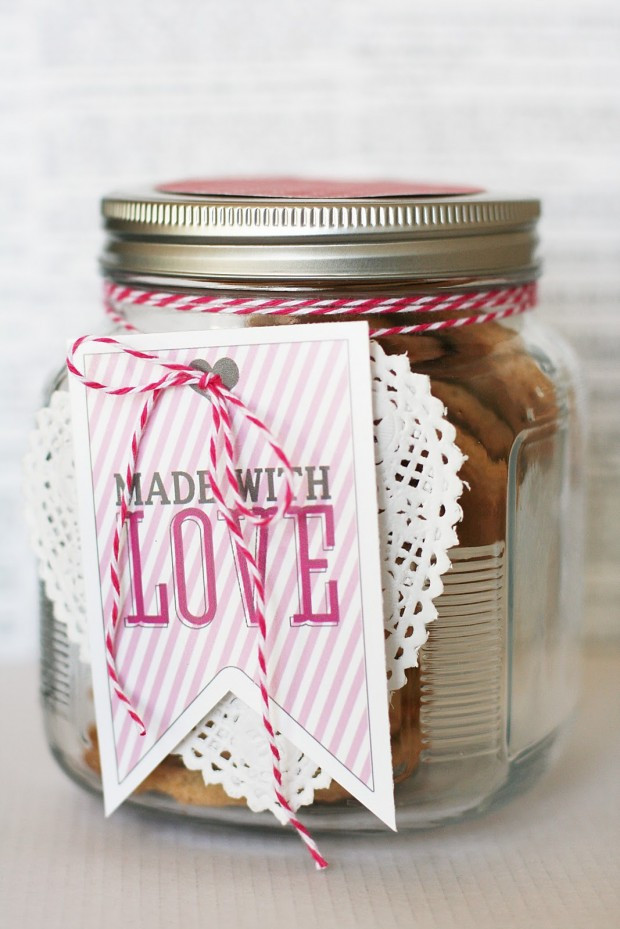 Valentine Gift Ideas For Male Teachers
 19 Great DIY Valentine’s Day Gift Ideas for Him