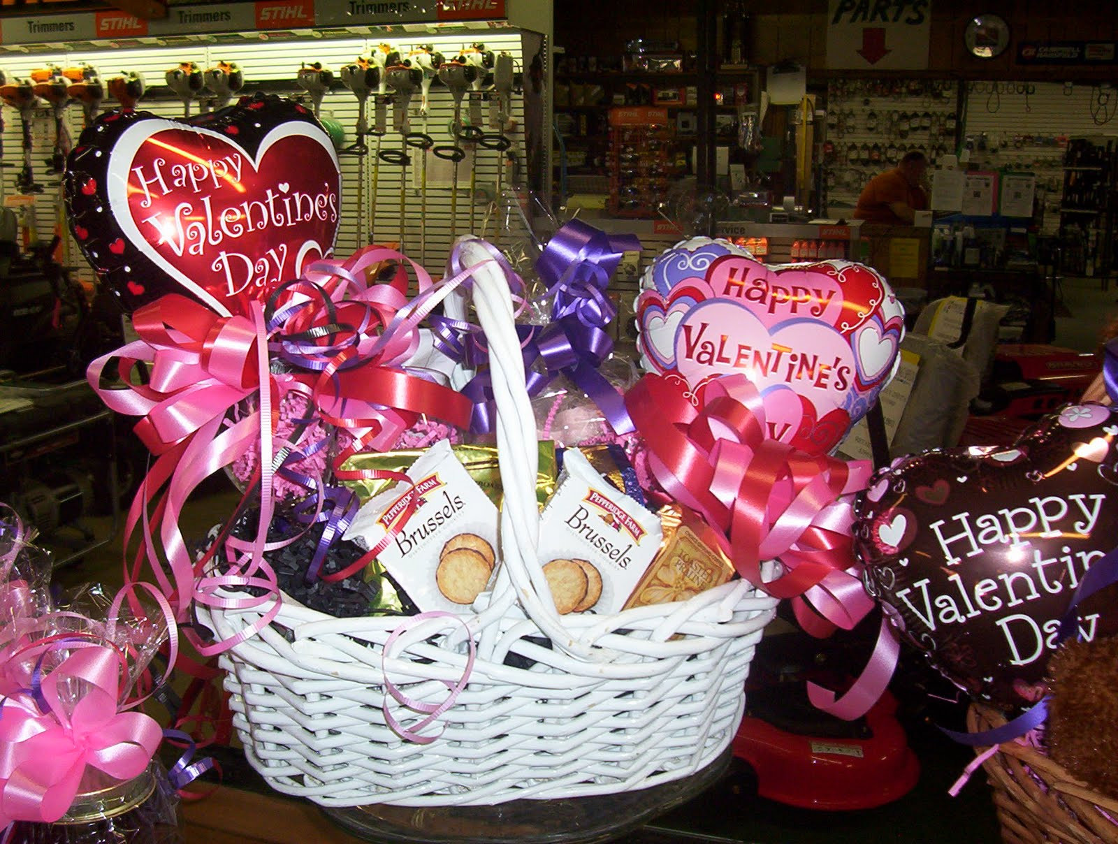 Valentine'S Day Gift Basket Ideas
 Lanky s Gift Basket Shoppe VALENTINE BASKETS