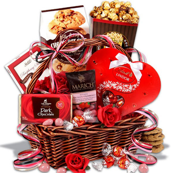 Valentine'S Day Gift Basket Ideas
 FREE 24 Valentine’s Day Gifts for your Girlfriend